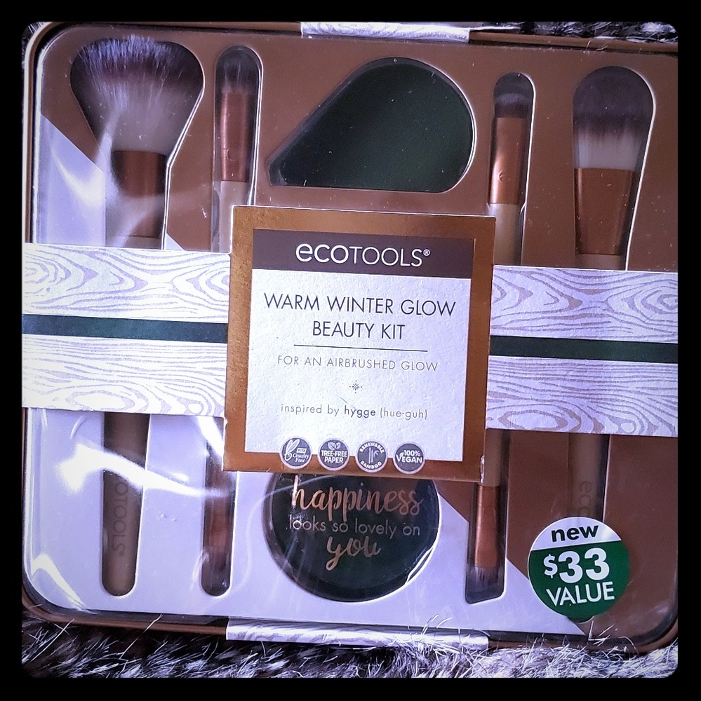 Ecotools Winter Glow Beauty Kit